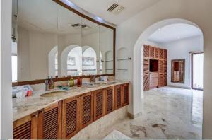 Zazil Ha Playa del Carmen -9 bedrooms for 20 guests