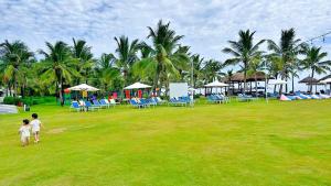 Hoi An Beachfront 5 star Resort & Apartment