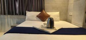 Forever Hotel