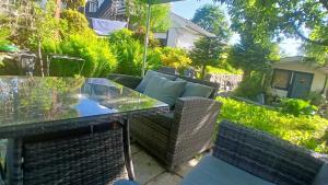 Charming Countryside Apartment Near Koping - Pet Friendly