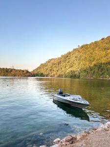 Bone Moute Speed Boat Rent