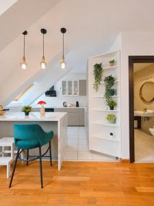 Central City Skylight Studio 26