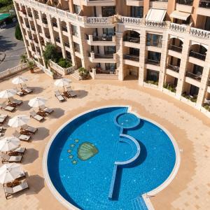 Cabacum Beach Residence Beachfront Escape w Pool