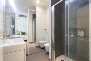Bedrooms in Shared Apartment in Accommodation in Downtown Lisbon