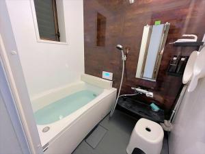 4633 Gallery Inn Takamatsu