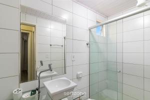 Apto. em Cond. c Churrasq. a 287m Praia RCL0104