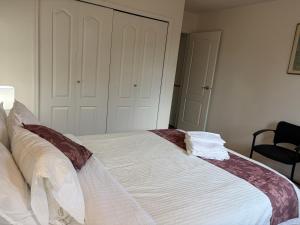 As You Wish Suites & Rooms Near YVR with Parking