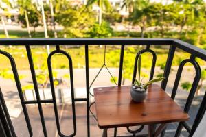 Vanessas Cozy TownHouse Hue - Scandi 3BR with Balcony & Free Car Parking