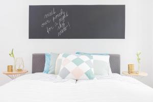 Classic Two-Bedroom Apartment room in Chill apartments
