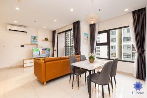 HOME, Apartments for rent in Vinhomes Grand Park, Free airport pick-up