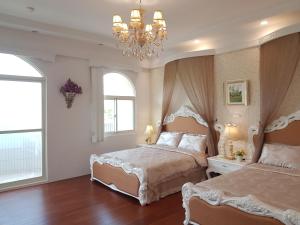 Phòng Cổ Điển Cho 4 Người (Classic Quadruple Room)