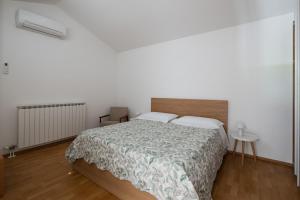 City center apartment with free parking