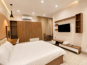 Hidden Pool Villa with 2BRs in Old Town