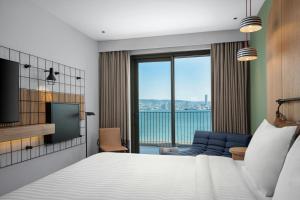 Moxy Izmir