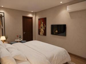 Lucica Saigon Hotel