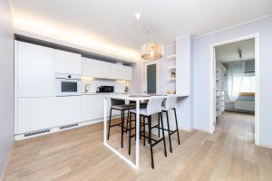 Sauna, balcony, Underground parking, 2BR, 90m2