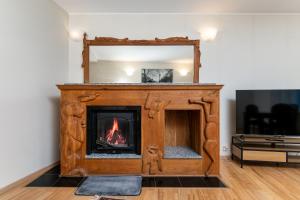 5 min from Port - free private parking - 1BR