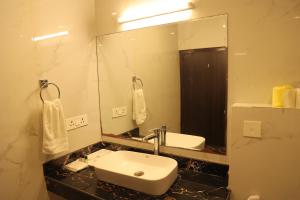 Gautam Hotels & Resorts