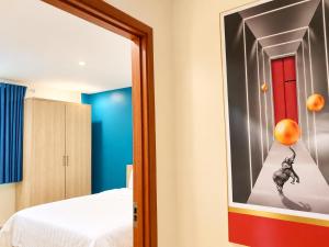 Rosy Travel - Violet Hotel