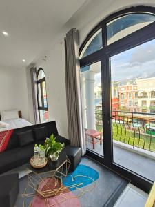 Homestay San San Riverside 1