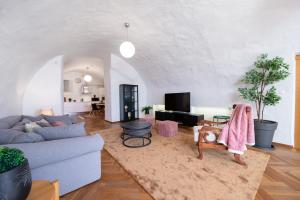 Best View to the Old Town Tallinn, 2BR, 2-bath