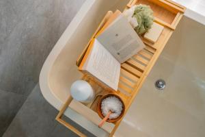 3BR Umalas Villa - Private Pool & Rooftop Terrace