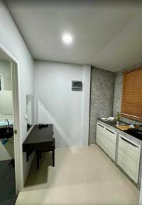 Laem Yang Home