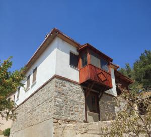 Karaot Authentic Stone House,Jacuzzi,Air Conditioning,Barbecue,Wi-Fi
