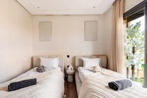 - Saphir Gueliz 2 suites & pools