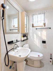 Special Offer # Banwoldang Stn 4min # 2 Bedrooms, 4 Guest # Daegu City Center, Seomun Market