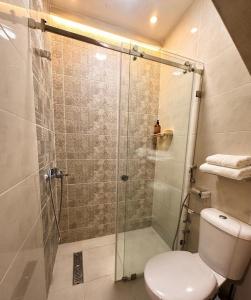 New Modern Apartment Climatiseur Terrace