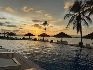 Ocean View 3BR Condo EscondidaPanama 306B Sleeps 7 Pool Marina