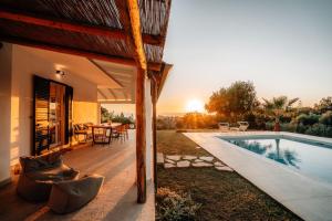 CAPOVILLAS - Villa Serenità - with private pool and ocean view