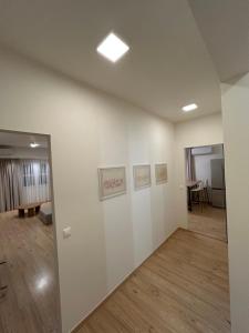 Pentelis 7A Apartment