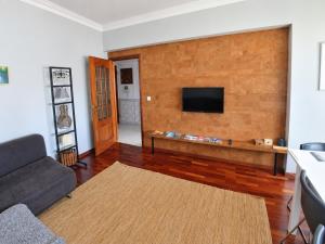 Flat with 3BR in Lisbon - Walk to FIL and MeoArena