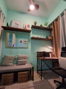 Szi & Lu - Your Cozy Staycation in Quezon City