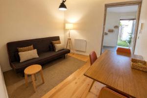 Lemon Tree House 387 Private Garden 2 Minutes to Metro