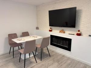 Lad Petite Maison - FREE Privat Parking -