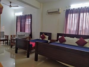 Naadi Rooms