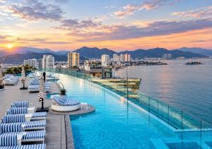 Panorama Sky Ocean Apartments by San Luxury