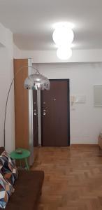 Aventino-Piramide Quiet Studio with Garden-View Terrace