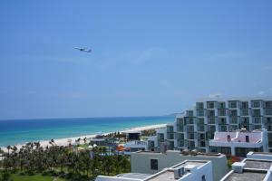 SeaCrown Beachfront - The Arena Cam Ranh