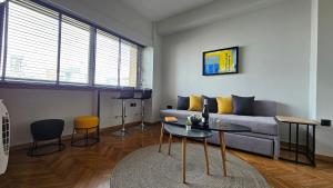 Quiet artistic retreat in central Athens