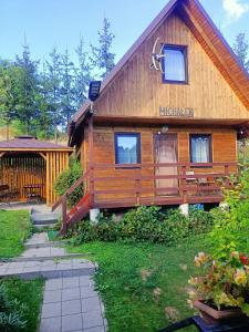 Domek w różach