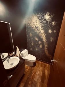 Luxury one bedroom apartment, high amenities