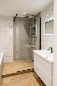 Apartmoments Jazero - 2 Bedrooms, Free Parking