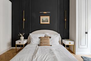 Downtown Chic Elegant Budapest Gem