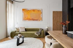 Downtown Chic Elegant Budapest Gem