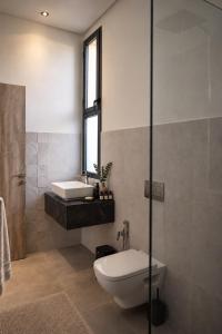 Villa Ennassibe, 5 Luxurious Suites with Pool