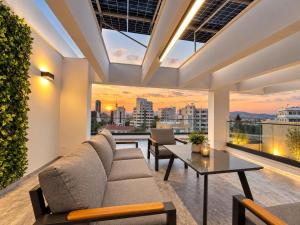 Kreontos City Living Serviced Apartments Platform 357